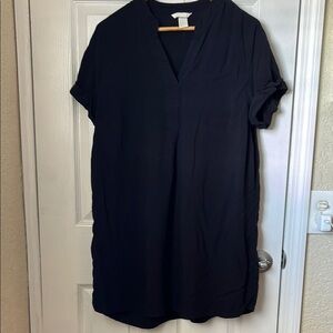 H&M Black Dress/Tunic rolled sleeves v-neck size 6/small
